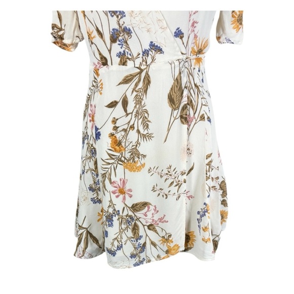 Reformation Lucky Wrap Mini Dress Size Medium - Picture 7 of 11